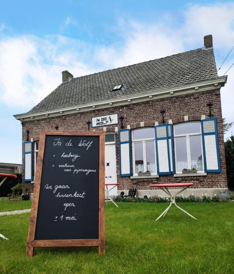 In De Wolf Hotell Watervliet Exteriör bild