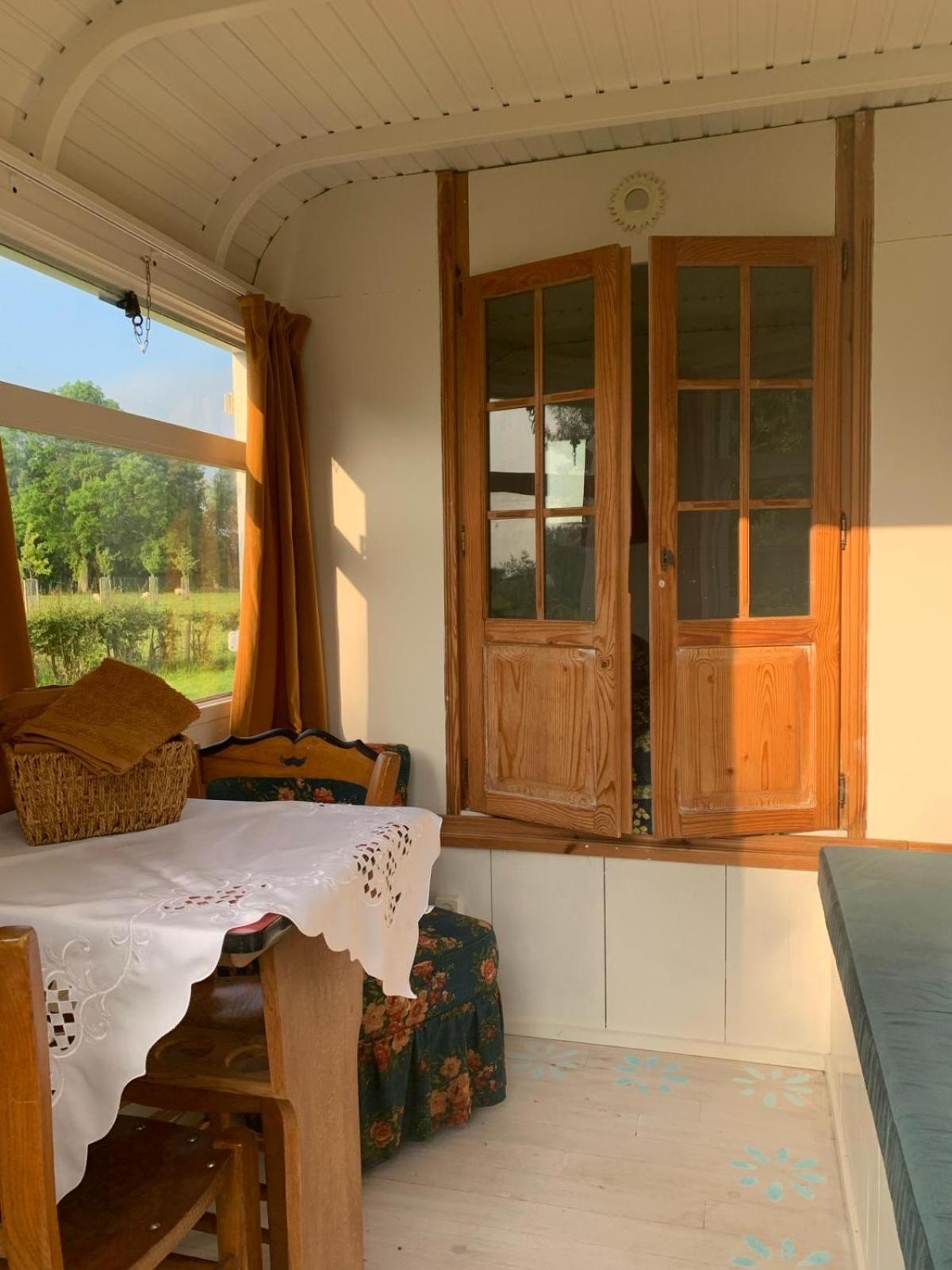 In De Wolf Hotell Watervliet Exteriör bild